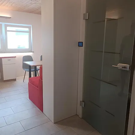 Garsonjera Eliana * Любляна