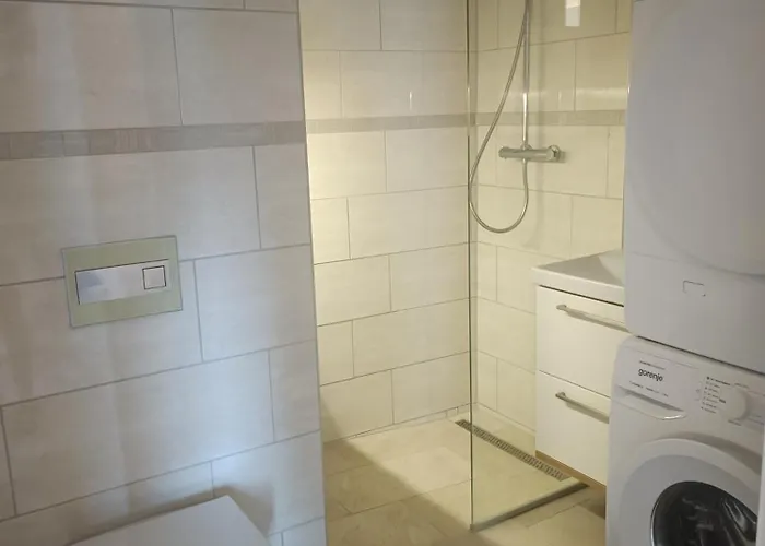 Garsonjera Eliana דירה